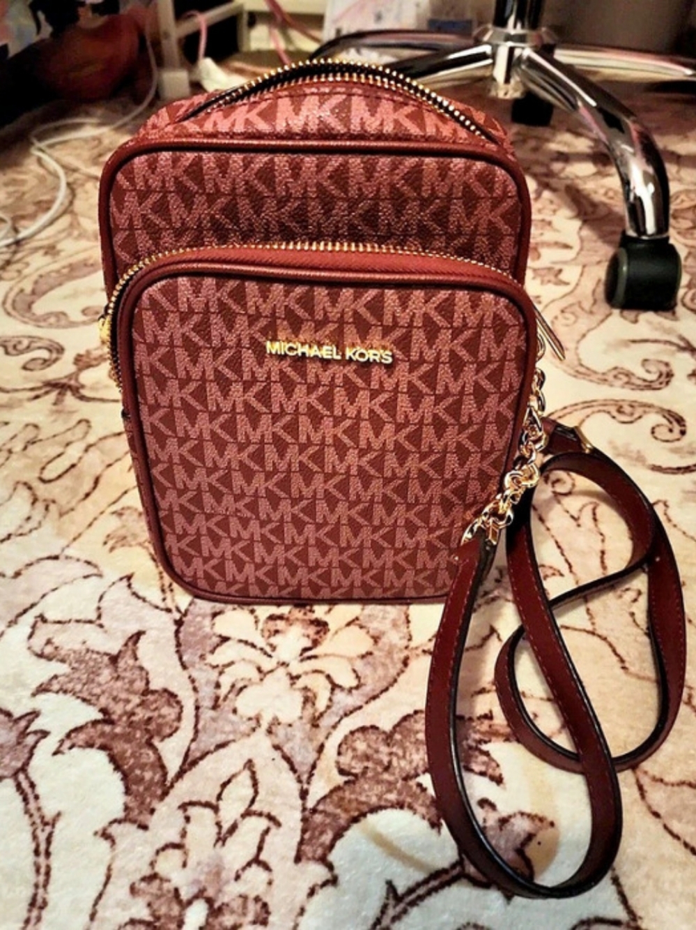 Michael Kors Jet Set Medium Signature Logo Crossbody Bag